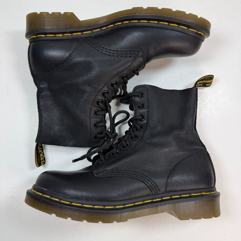 Dr Martens 1460 Pascal Black Leather 8 Eye Combat Boots Womens Size 7 AirWair